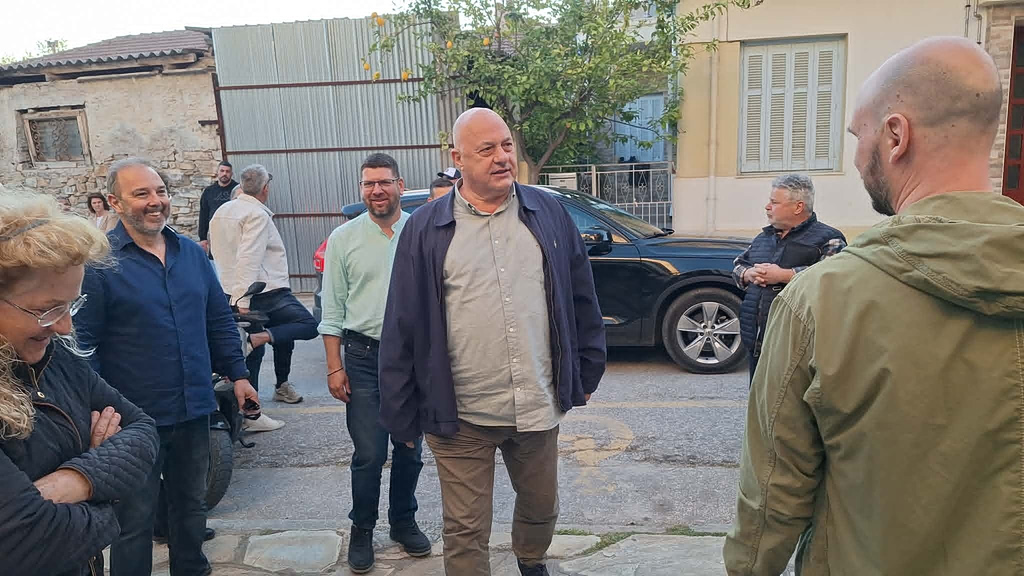Θύελλα αντιδράσεων για δήλωση του Αχιλλέα Μπέου για τα αδέσποτα