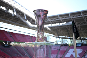 Conference League: Οι ενδεκάδες του μεγάλου τελικού μεταξύ Κρίσταλ Πάλας και Ράγιο Βαγιεκάνο