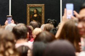 Selfies που κοστίζουν εκατομμύρια: Όταν οι τουρίστες γίνονται απειλή για τα μνημεία του κόσμου»