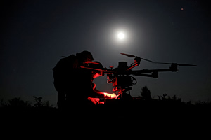 Ουκρανικό drone χτύπησε πολυκατοικία κοντά στο κέντρο της Μόσχας – Καταρρίφθηκαν ακόμα δυο