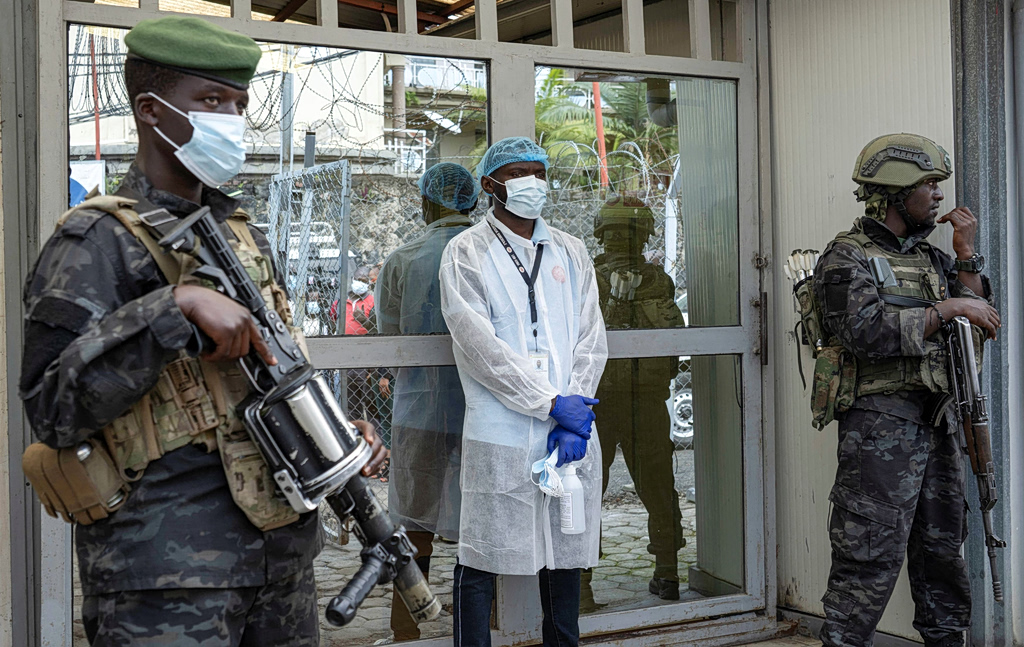 Παγκόσμιος συναγερμός ΠΟΥ για Έμπολα: Άγνωστος αριθμός κρουσμάτων και ταχύτατη εξάπλωση