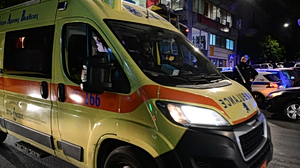 Πειραιάς: Για κατάθεση ο 50χρονος σύντροφoς της 24χρονης που έπεσε από 7ο όροφο πολυκατοικίας και σκοτώθηκε