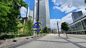 Η ΕΚΤ προειδοποιεί για τα ευρωπαϊκές stablecoins – Οι φόβοι της Λαγκάρντ για το μέλλον του ευρώ