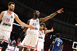 Πώς θα λεγόταν το ταξίδι του Ολυμπιακού στο Final Four αν ήταν ταινία; Τι απάντησαν Πίτερς, Χολ και Λαρεντζάκης (vid)