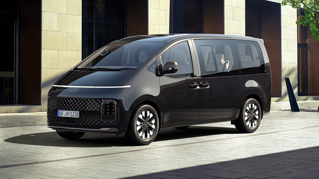 Hyundai Staria Electric: Ανεση για εννιά