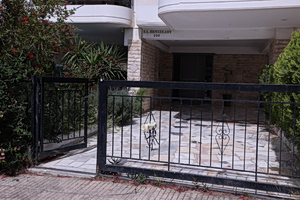 Ηλιούπολη: Αναπάντητα ερωτήματα για την πτώση στο κενό των δύο 17χρονων – Σε σοκ συμμαθητές και καθηγητές τους
