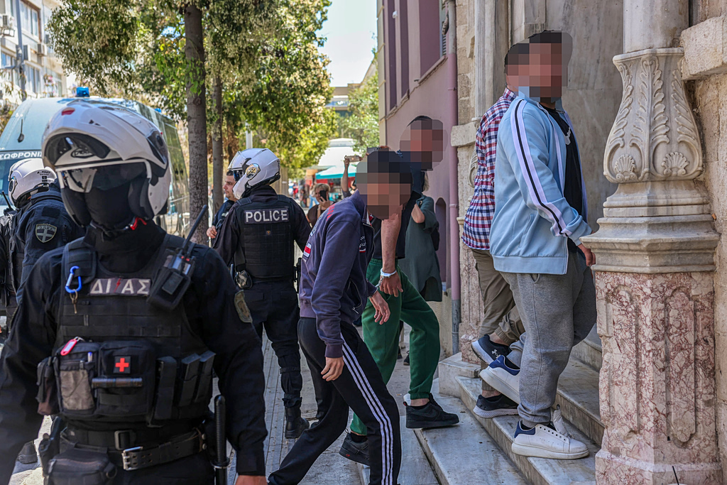 Κρήτη: Στη φυλακή 7 συλληφθέντες μέλη κυκλωμάτων διακίνησης ναρκωτικών – Ανάμεσά τους μέλη δύο οικογενειών