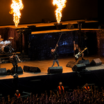 Στην σκηνή του ΟΑΚΑ οι Iron Maiden – Πάνω από 50.000 θαυμαστές παραληρούν στη συναυλία του θρυλικού συγκροτήματος