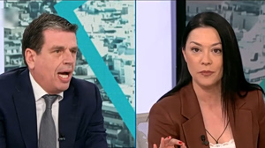 Καιρίδης στη Γιαννακοπούλου: «Θα ζητάτε συγγνώμη, θα κατεβάζετε το βλέμμα και θα λέτε “Ναι, κύριε Καιρίδη, έχετε δίκιο”»»