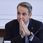 Χαμηλές πτήσεις, χαμένες δεξαμενές – Οι αγρότες και οι άλλοι που ψάχνει ο Μητσοτάκης