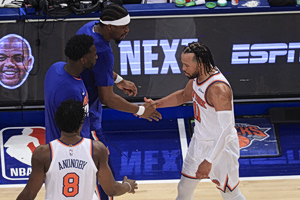 NBA: Με μυθική ανατροπή οι Νικς «λύγισαν» τους Καβαλίερς στην παράταση και έκαναν το πρώτο βήμα