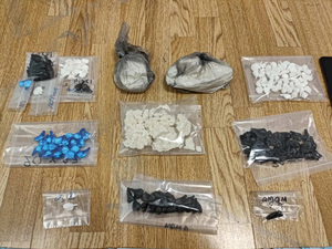 Διακινούσαν κοκαΐνη και MDMA στην Αττική – Δύο συλλήψεις (video)