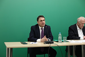 Εθνικά