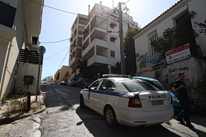 Τρόμος στην Κυψέλη: Έβγαλε όπλο και τραυμάτισε μοτοσικλετιστή μετά από καβγά