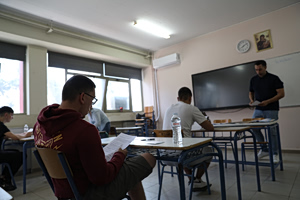 Έναρξη εξετάσεων στα λύκεια σήμερα