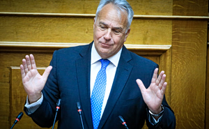 «Καρφιά» από Βορίδη