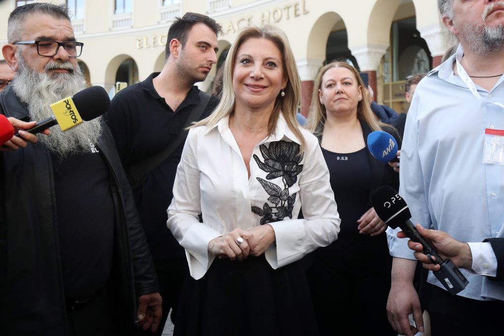 Υπερβατική απλοϊκότητα | Επικαιρότητα στο PlusTV.gr