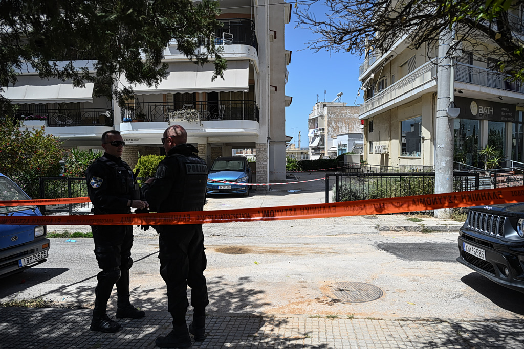 «Μαμά και μπαμπά, δεν θέλω πια να ζω» – Γροθιά στο στοµάχι της ελληνικής κοινωνίας η τραγωδία στην Ηλιούπολη