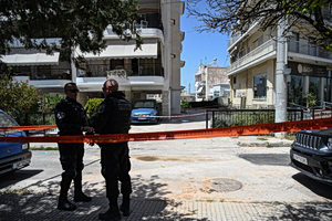 «Μαμά και μπαμπά, δεν θέλω πια να ζω» – Γροθιά στο στοµάχι της ελληνικής κοινωνίας η τραγωδία στην Ηλιούπολη