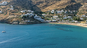 Το ελληνικό νησί που αναδεικνύεται σε κορυφαίο προορισμό της Μεσογείου