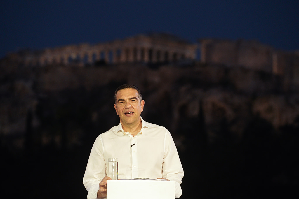 Αλέξης Τσίπρας: Επιστροφή στην πολιτική με νέο κόμμα