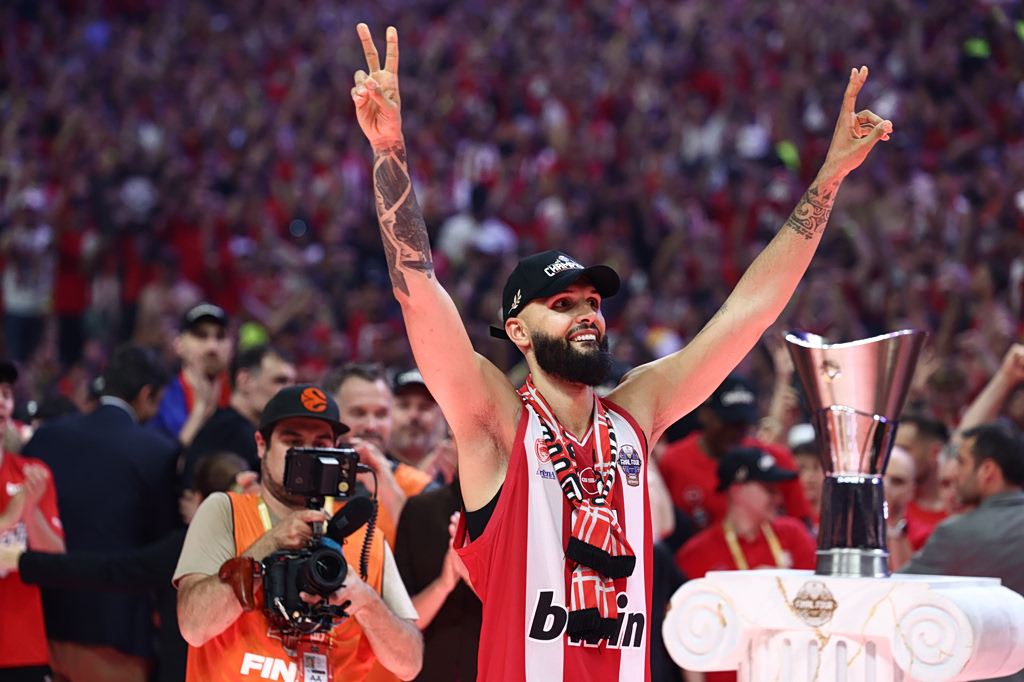 Ολυμπιακός: Το Bartzokas-ball και οι στρατιώτες του