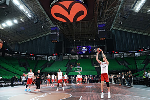 Final Four: Προπονήση για Ολυμπιακό και Φενέρμπαχτσε στο T-Center (vids)