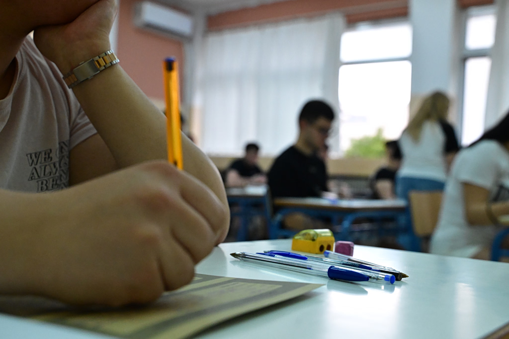 Πανελλαδικές 2026: Ανακοινώθηκαν τα θέματα Νεοελληνικής Γλώσσας