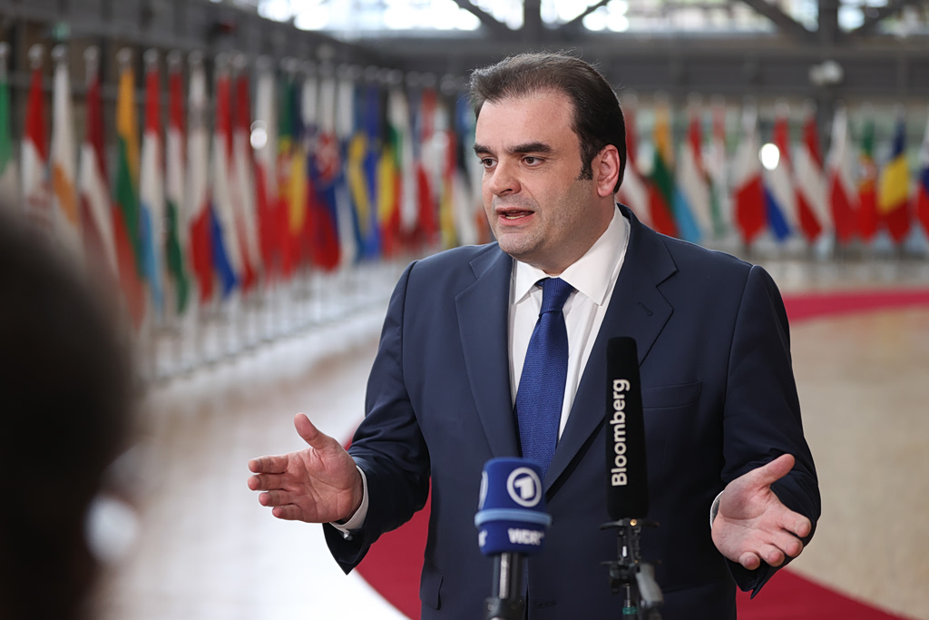 Κυριάκος Πιερρακάκης: Ετοιμότητα για τα χειρότερα, αλλά «όχι»σε ρήτρα διαφυγής