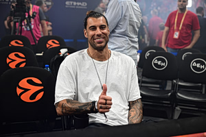 Ο Γιώργος Πρίντεζης στο T-Center για τον τελικό της EuroLeague