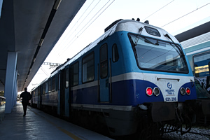 Hellenic Train: Διακοπή δρομολογίων του Προαστιακού στη γραμμή Κιάτου λόγω πυρκαγιάς – Αναμένονται καθυστερήσεις