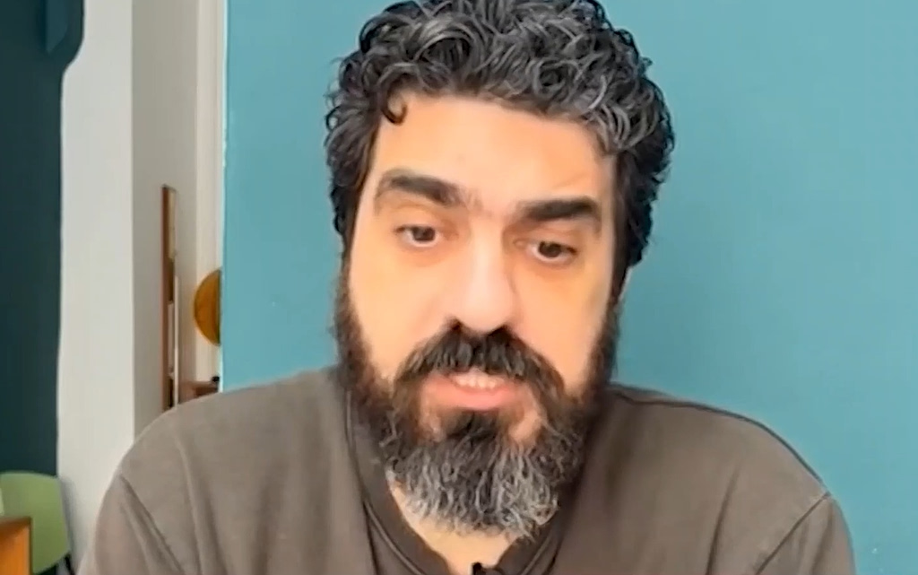 Κάθειρξη 18 ετών σε εκπαιδευτικό για ασέλγεια σε ανήλικες – «Με κυνηγούν γιατί αποκάλυψα σκάνδαλα»