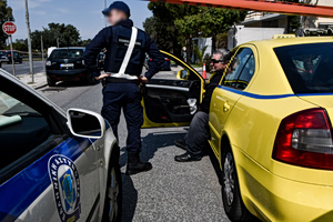 Ένοπλες ληστείες οδηγών ταξί – Συγκλονίζουν οι μαρτυρίες θυμάτων