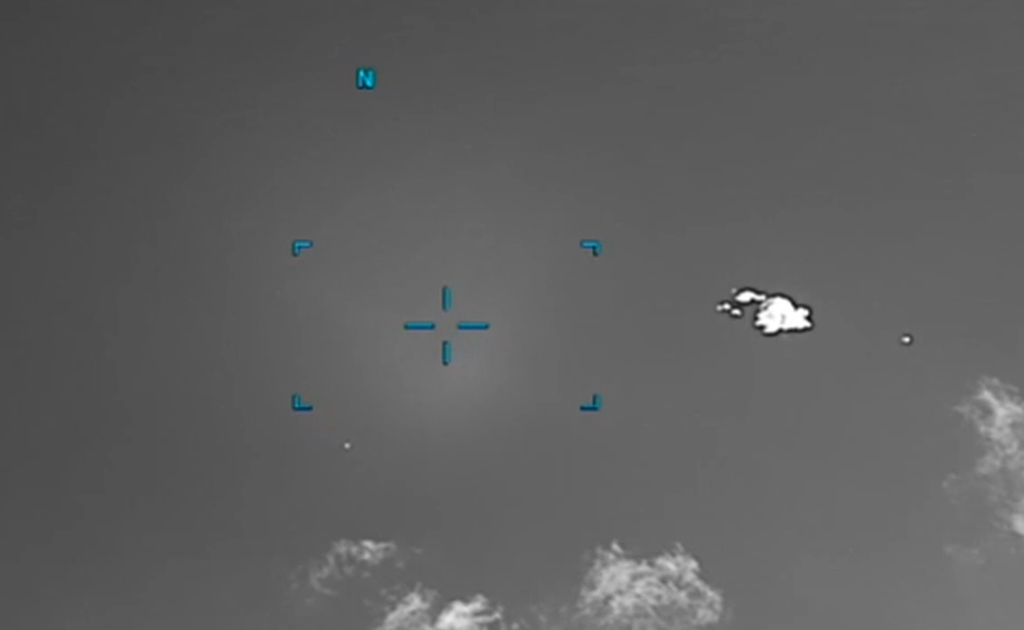 Η διαδρομή των 6 UFO στην Ελλάδα – Τι δείχνουν τα βίντεο που έδωσε στη δημοσιότητα το Πεντάγωνο