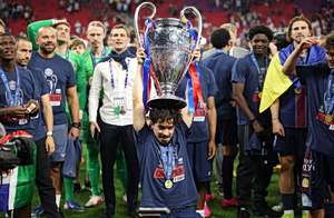 Champions League: Πέντε παίκτες της Παρί στην κορυφαία ενδεκάδα – Εκτός ο Εμπαπέ