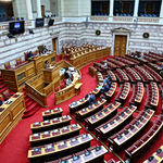 Κινούμενη άμμος: Πώς ανασυντίθεται το πολιτικό σκηνικό