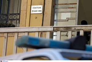 Χανιά: Για απόπειρα ανθρωποκτονίας παραπέμπονται οι γονείς της 3χρονης – Διερευνώνται οι θάνατοι δύο παιδιών της οικογένειας