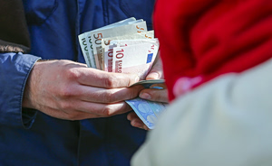 Έρευνα: Ρεκόρ φτώχειας στη Γερμανία – Παγίδα η γήρανση του πληθυσμού για χιλιάδες πολίτες