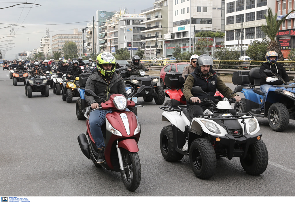 Νέο αυστηρότερο πλαίσιο για πατίνια, «γουρούνες» και ενοικιαζόμενα δίκυκλα – Τι αλλάζει στην οδική ασφάλεια