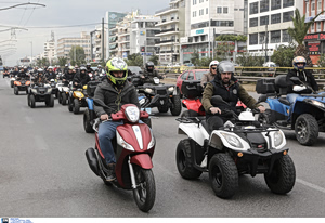 Νέο αυστηρότερο πλαίσιο για πατίνια, «γουρούνες» και ενοικιαζόμενα δίκυκλα – Τι αλλάζει στην οδική ασφάλεια