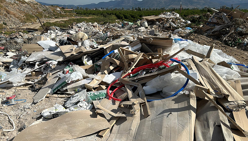 Χαλκιδική: Επείγουσα προκαταρκτική έρευνα με εντολή εισαγγελέα για μπαζότοπο στην Ποτίδαια