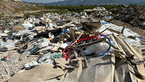 Χαλκιδική: Επείγουσα προκαταρκτική έρευνα με εντολή εισαγγελέα για μπαζότοπο στην Ποτίδαια