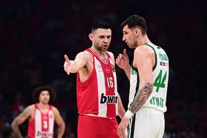 Οι αθλητικές μεταδόσεις (3/6): Πού θα δείτε το Game 1 Ολυμπιακός – Παναθηναϊκός και τα φιλικά