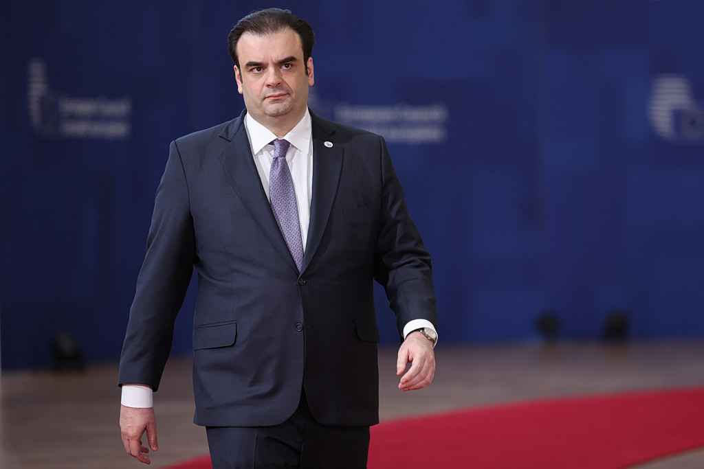 Τετ α τετ Πιερρακάκη με τον νέο Διοικητή της Τράπεζας της Γαλλίας, Emmanuel Moulin, για την ευρωπαϊκή οικονομία