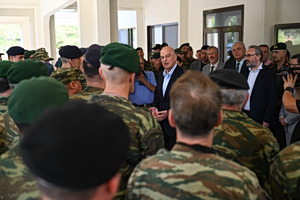 Άμεση απάντηση στην άμυνα της χώρας: Ετοιμοπόλεμη εφεδρεία 150.000 πολιτών προανήγγειλε ο Ν. Δένδιας