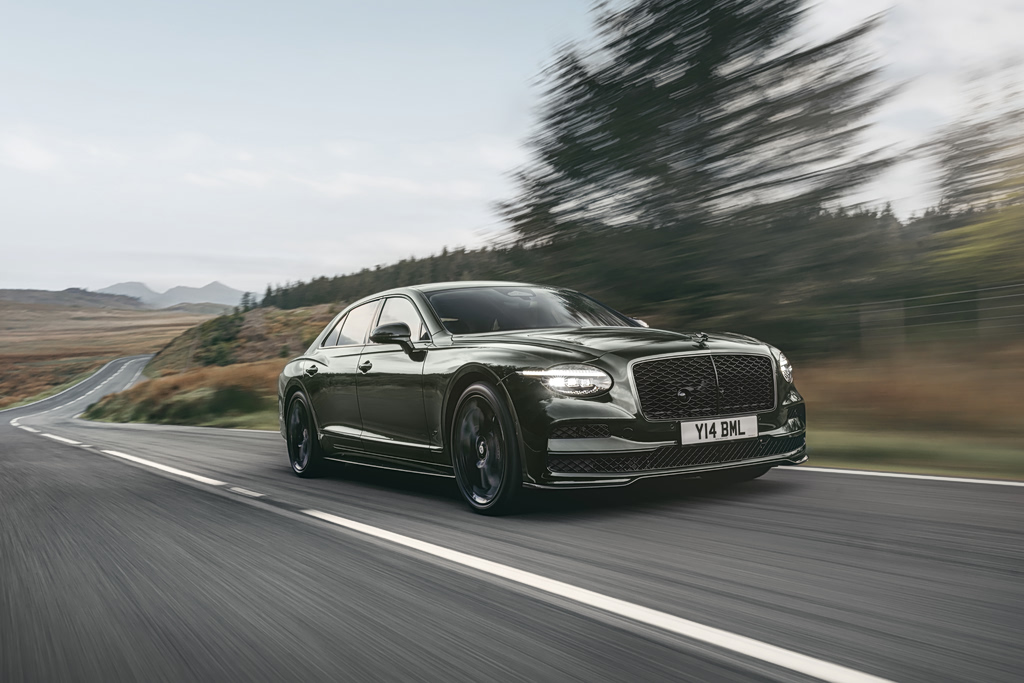 Bentley Flying Spur: Πιο γνήσια Βρετανική δεν γίνεται