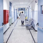 Σοκ στο νοσοκομείο Λήμνου: Άγρια επίθεση ασθενή σε γιατρούς και νοσηλευτές