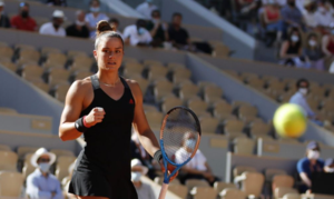 Νίκη και πρόκριση στον δεύτερο γύρο του Wimbledon για την Μαρία Σάκκαρη