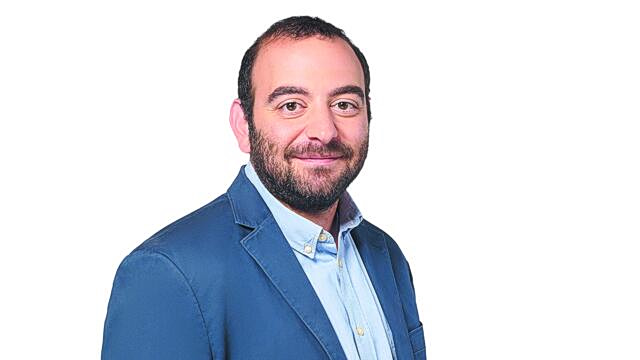 Νίκος Αμπατιέλος