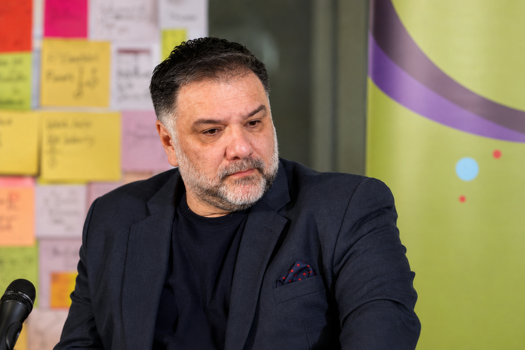 Περιπέτεια υγείας για τον Γρηγόρη Αρναούτογλου: «Έπαθα κολικό νεφρού, ήταν το πιο επίπονο πράγμα που έχω βιώσει»